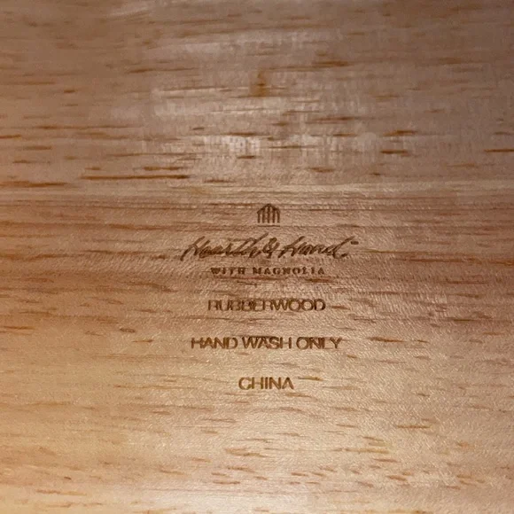 NWOT Large Hearth & Hand Wooden Serving Board. - Picture 3 of 3